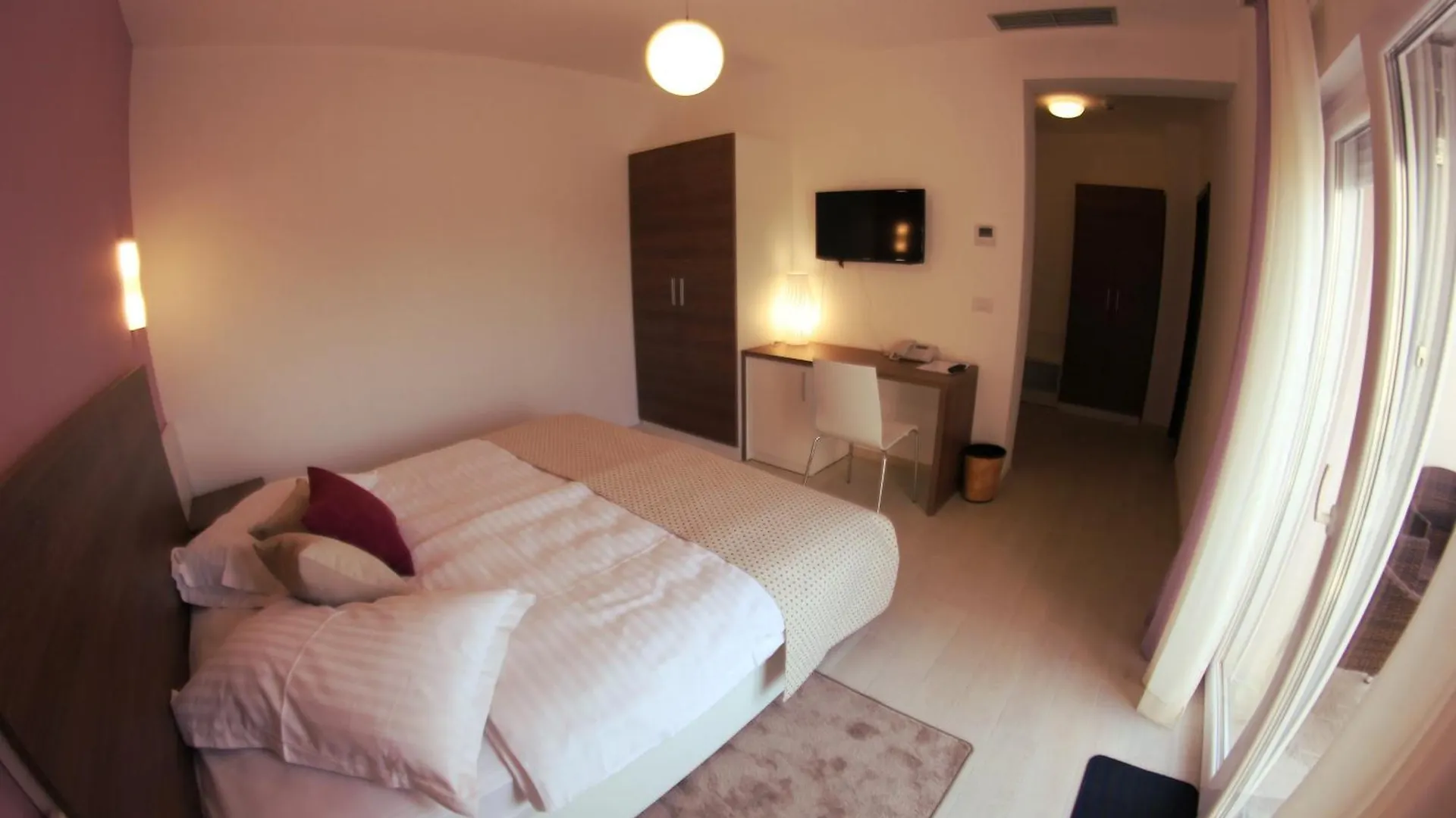 *** Pensión Villa Badi Lovrečica Croacia