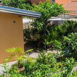 https://eleonora-apartments.hotelinzadar.com